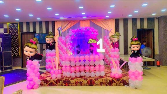 Ceremony Hotel And Banquets ฟารีดาบัด ภายนอก รูปภาพ